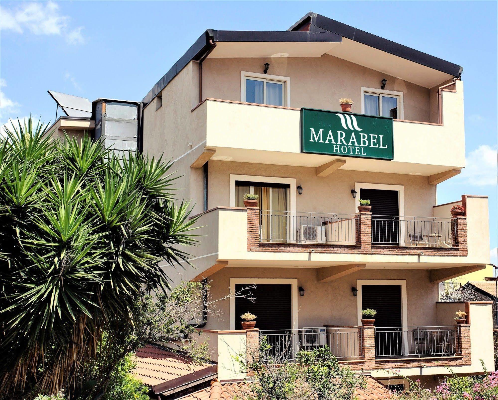 Hotel Marabel SantʼAlessio Siculo Kültér fotó